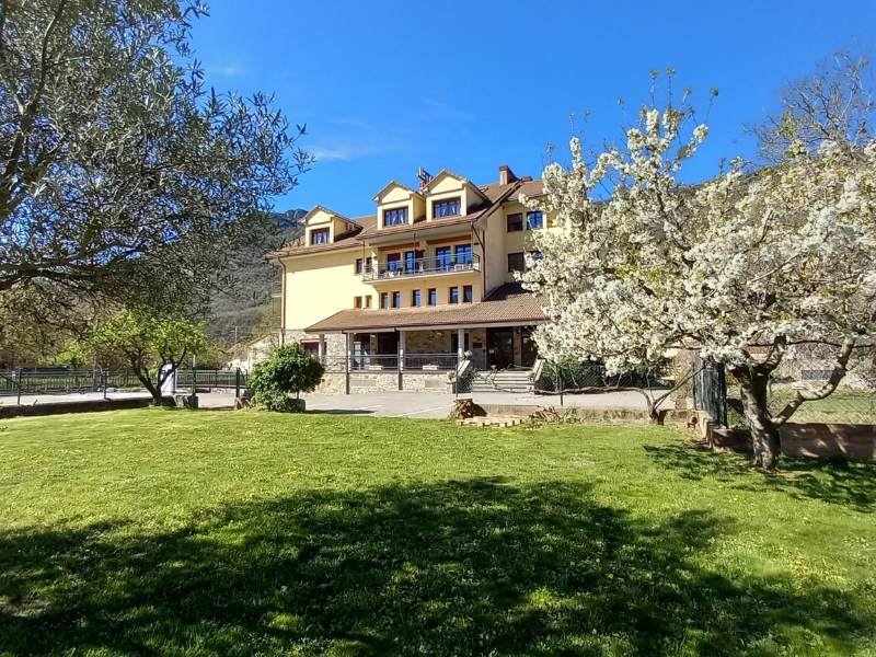 hotel pirineo aragones